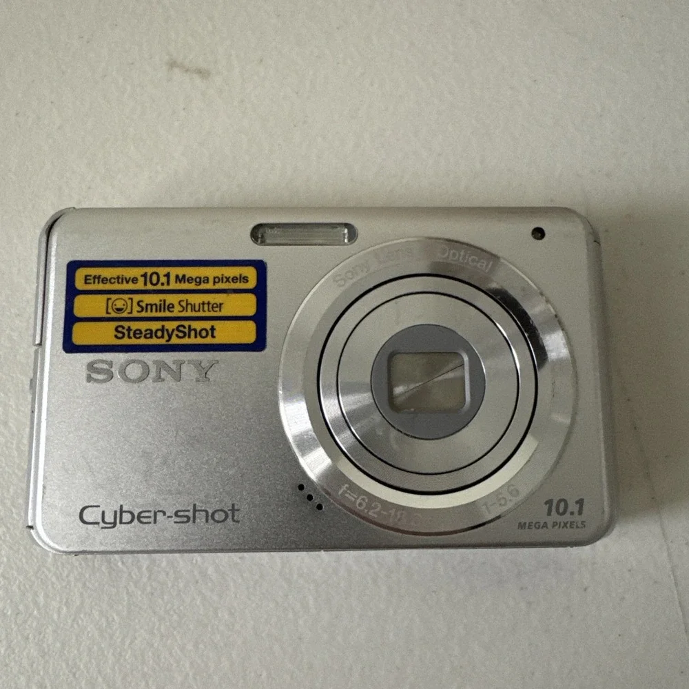 Sony Cyber shot DSC W180 Digital 10.1 MP 3x Optical Zoom Untested